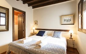 Apartamento Puerta Elvira Centro free parking